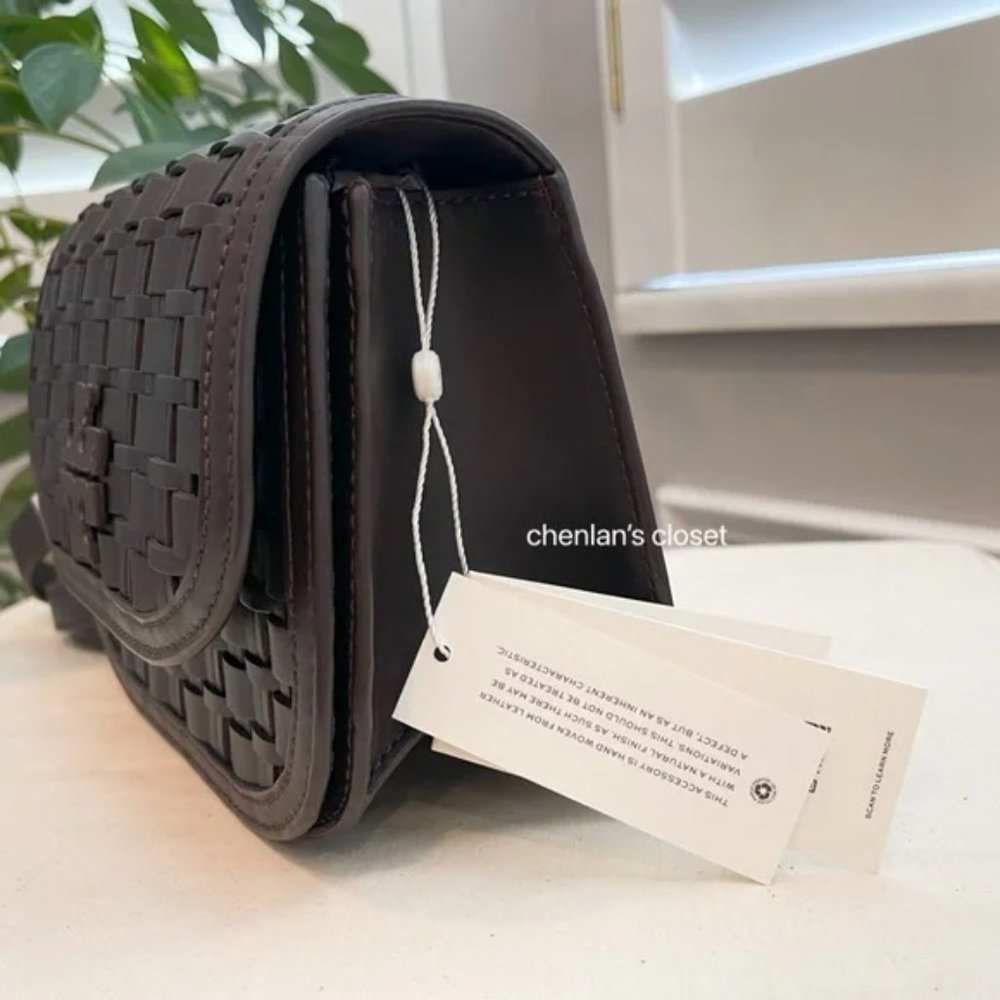 ✨🎀NeW! Tory Burch Britten Woven Small Saddle Bag - Picture 9 of 14